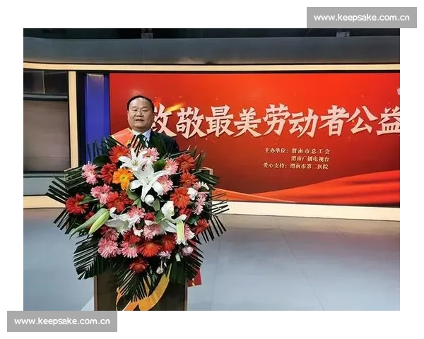 退休教师用心讲述教学生涯心路历程，分享教育心得与人生感悟